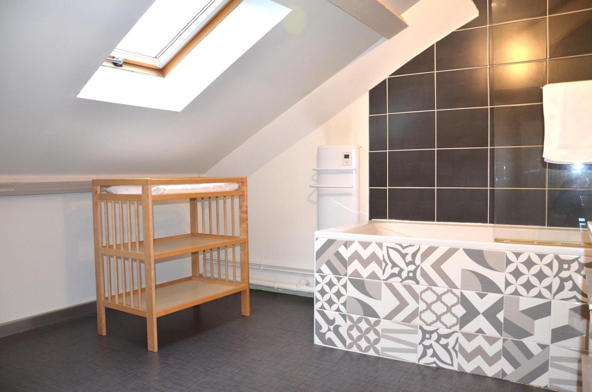 Le Cocon Troyen - 6-8P - 2 Parking Gratuits Appartement Troyes Buitenkant foto