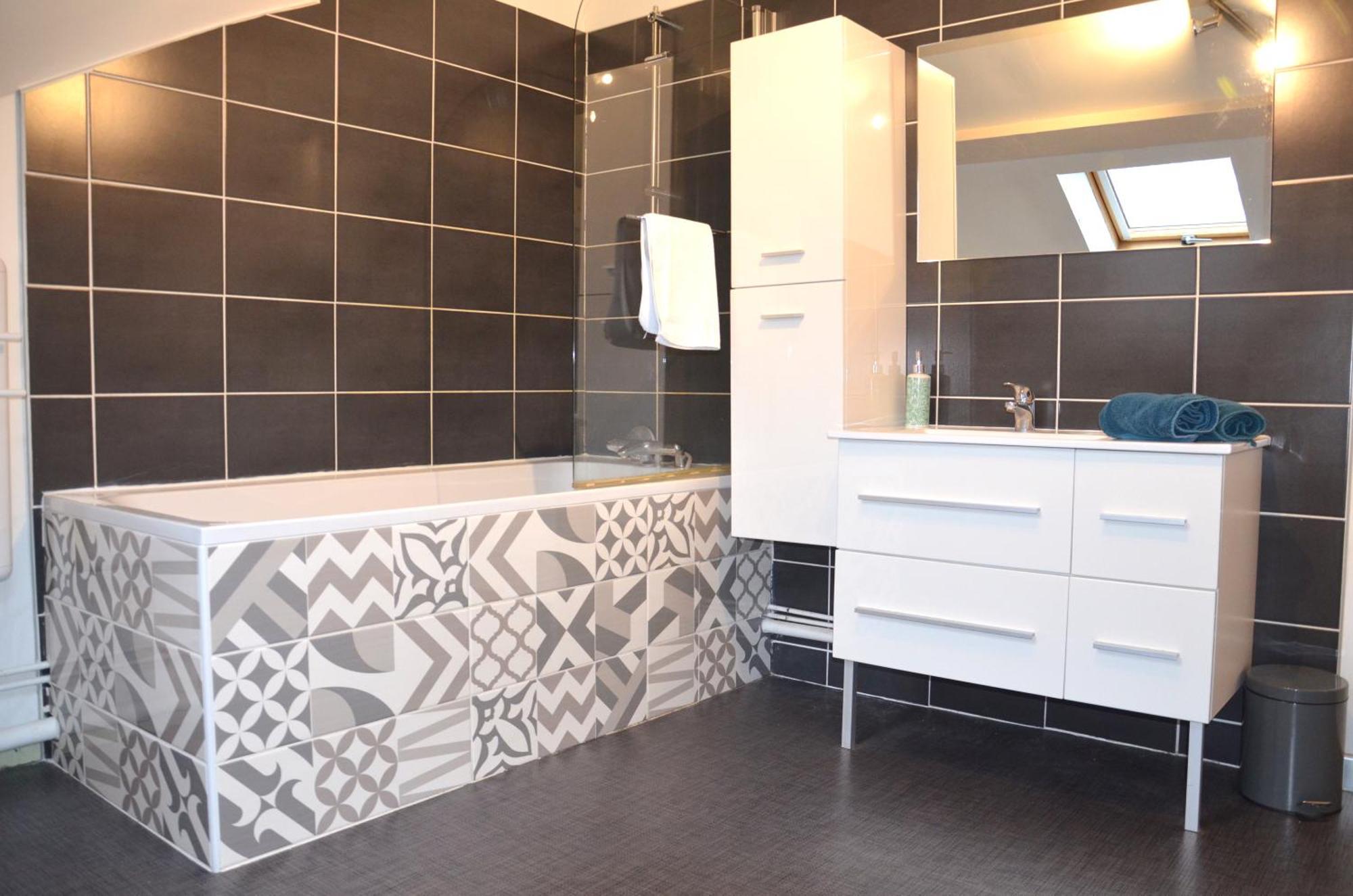 Le Cocon Troyen - 6-8P - 2 Parking Gratuits Appartement Troyes Buitenkant foto