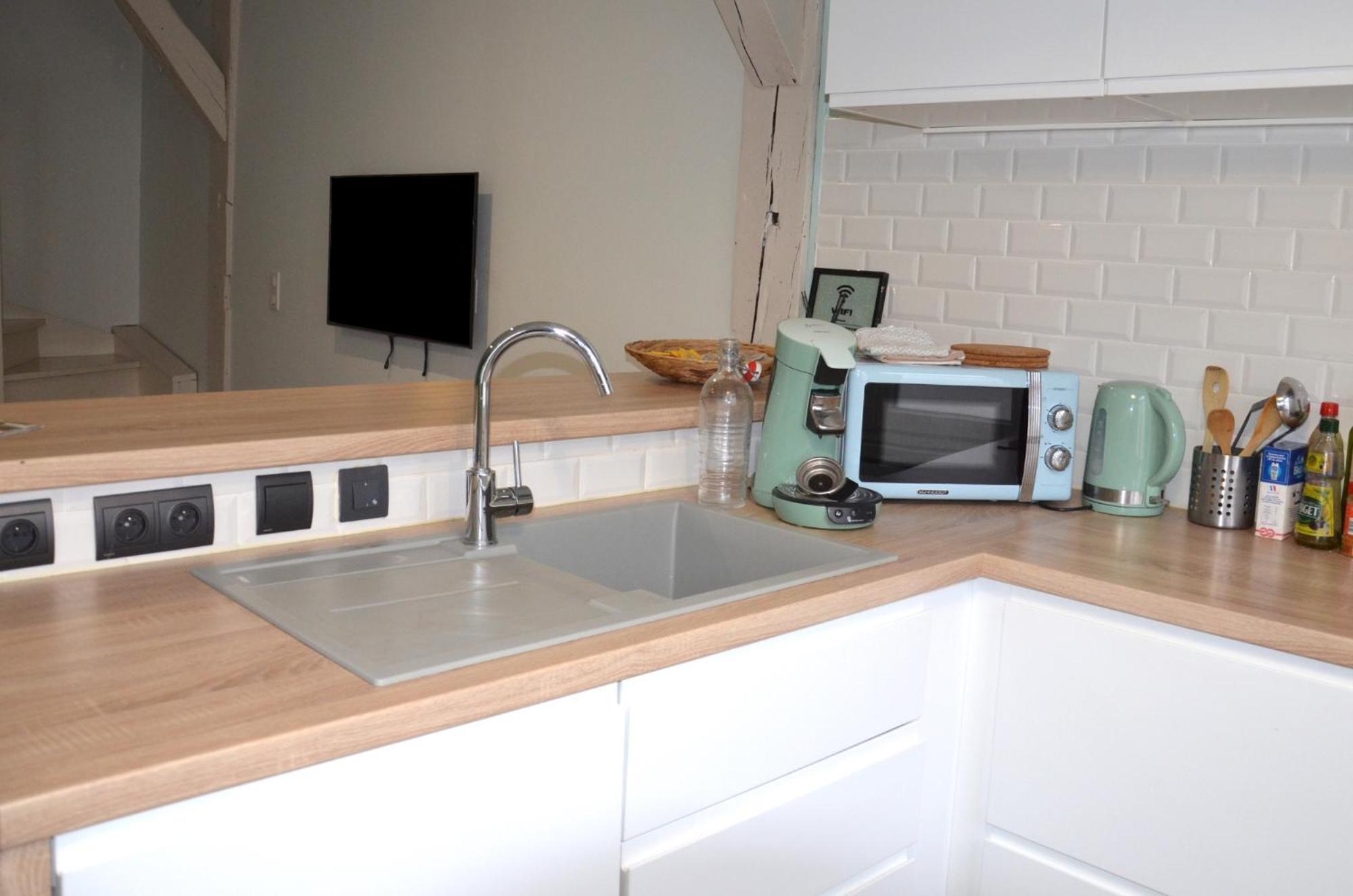 Le Cocon Troyen - 6-8P - 2 Parking Gratuits Appartement Troyes Buitenkant foto